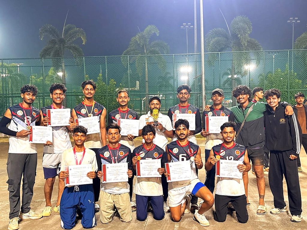 Sri Sri University Wins Contingent Trophy at ASHVAMEDHA 2026